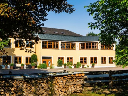 照片: Hallnberg